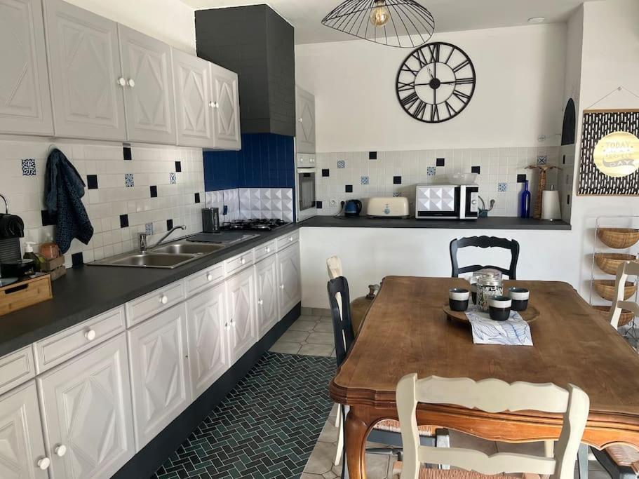 Appartement Mezzanine Spacieux Jaunay-Clan Exteriér fotografie